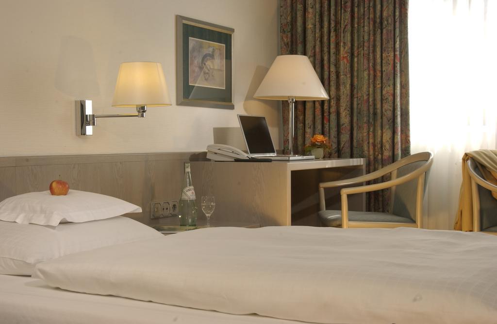 Hotel Spiegel Kolonia Zewnętrze zdjęcie
